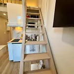 Renovated With Mezzanine Close 카스텔란