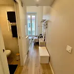 Renovated With Mezzanine Close 아파트 *