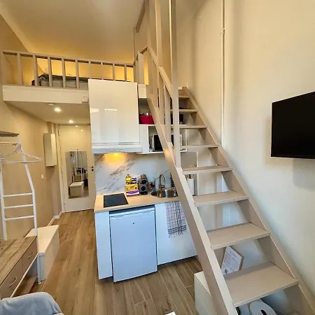 Apartment Renovated With Mezzanine Close Castellane